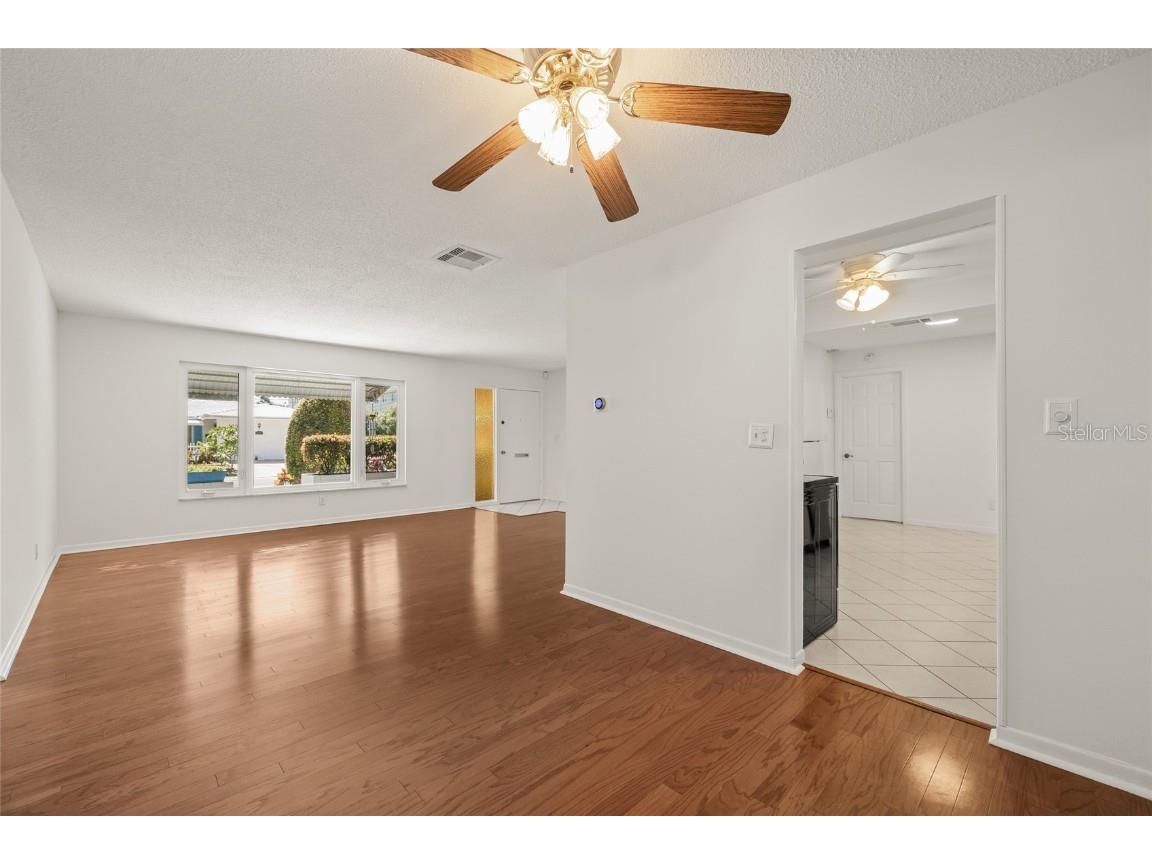 9460 45th Way N Pinellas Park FL 33782 TB8410698 image32