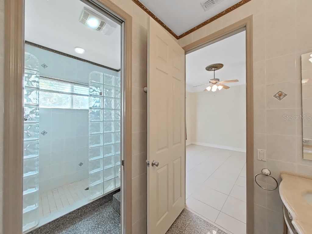 9460 Bearfoot Trail Weeki Wachee FL 34613 TB8369472 image29