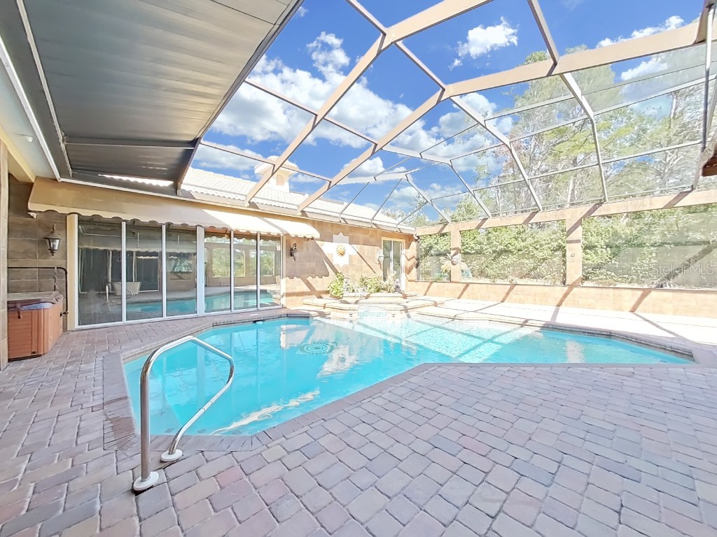 9460 Bearfoot Trail Weeki Wachee FL 34613 TB8369472 image40