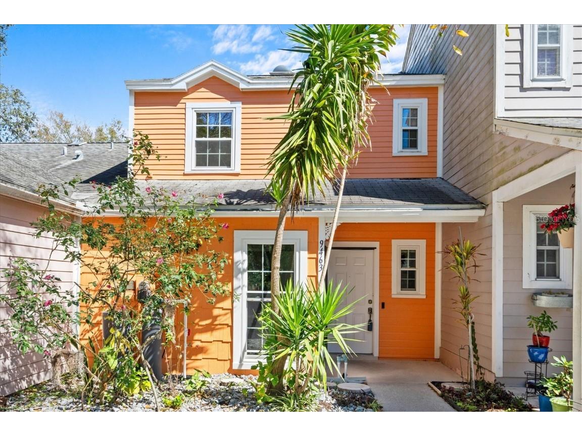 9463 Forest Hills Place Tampa FL 33612 U8230620 image1