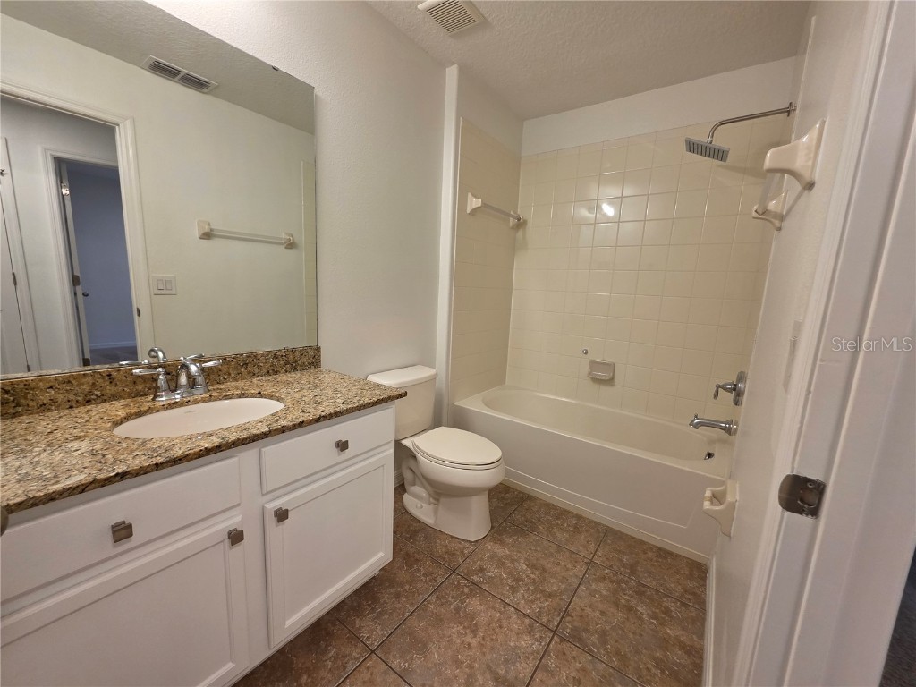 9464 Tawnyberry Street Orlando FL 32832 O6293816 image54