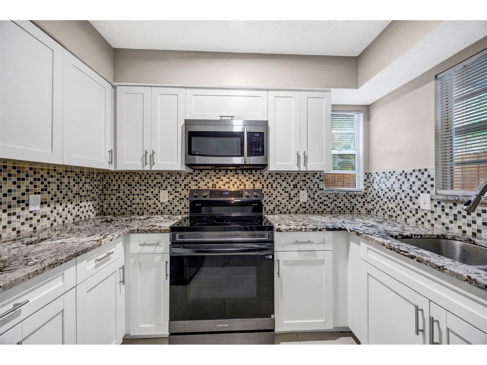 9465 Forest Hills Circle Tampa FL 33612 TB8479793 image22