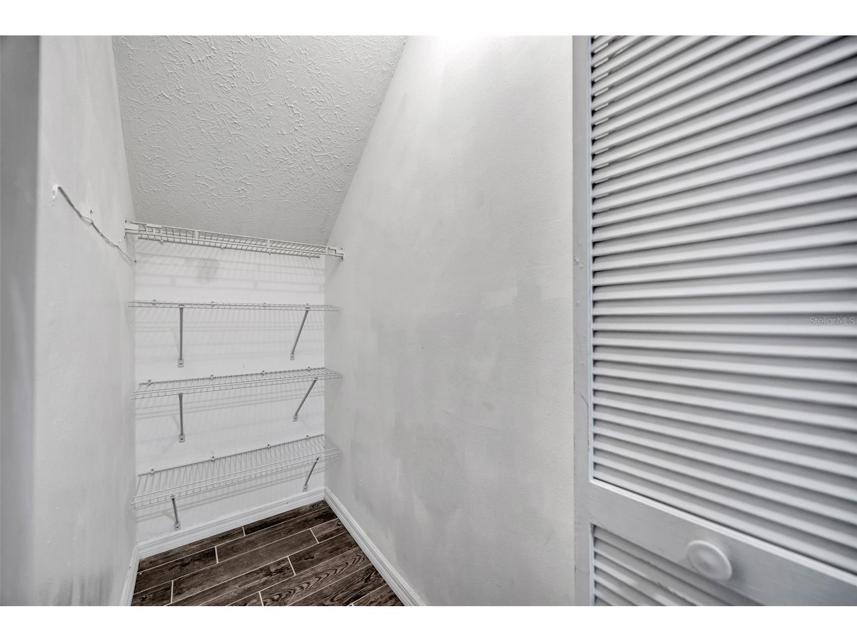 9465 Forest Hills Circle Tampa FL 33612 TB8479793 image24