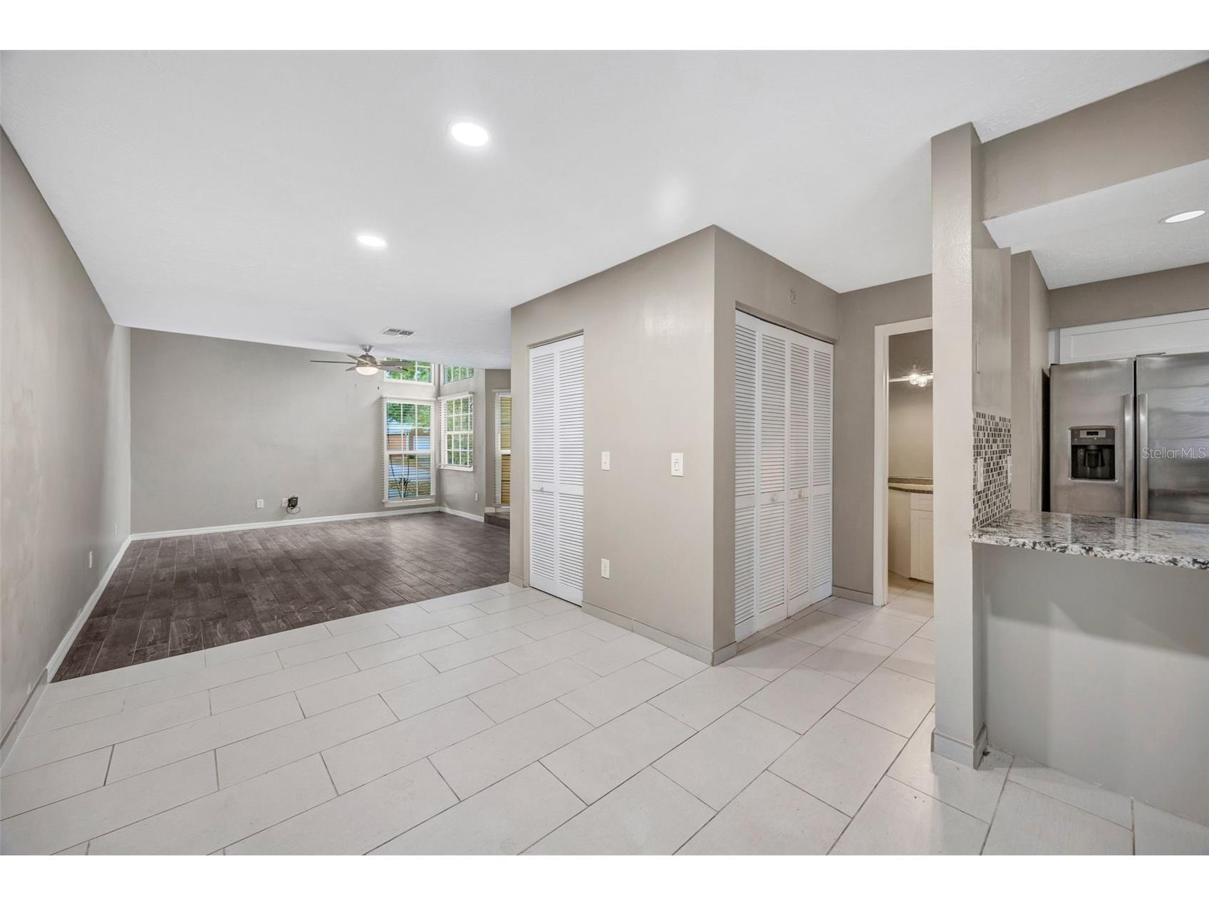 9465 Forest Hills Circle Tampa FL 33612 TB8479793 image27