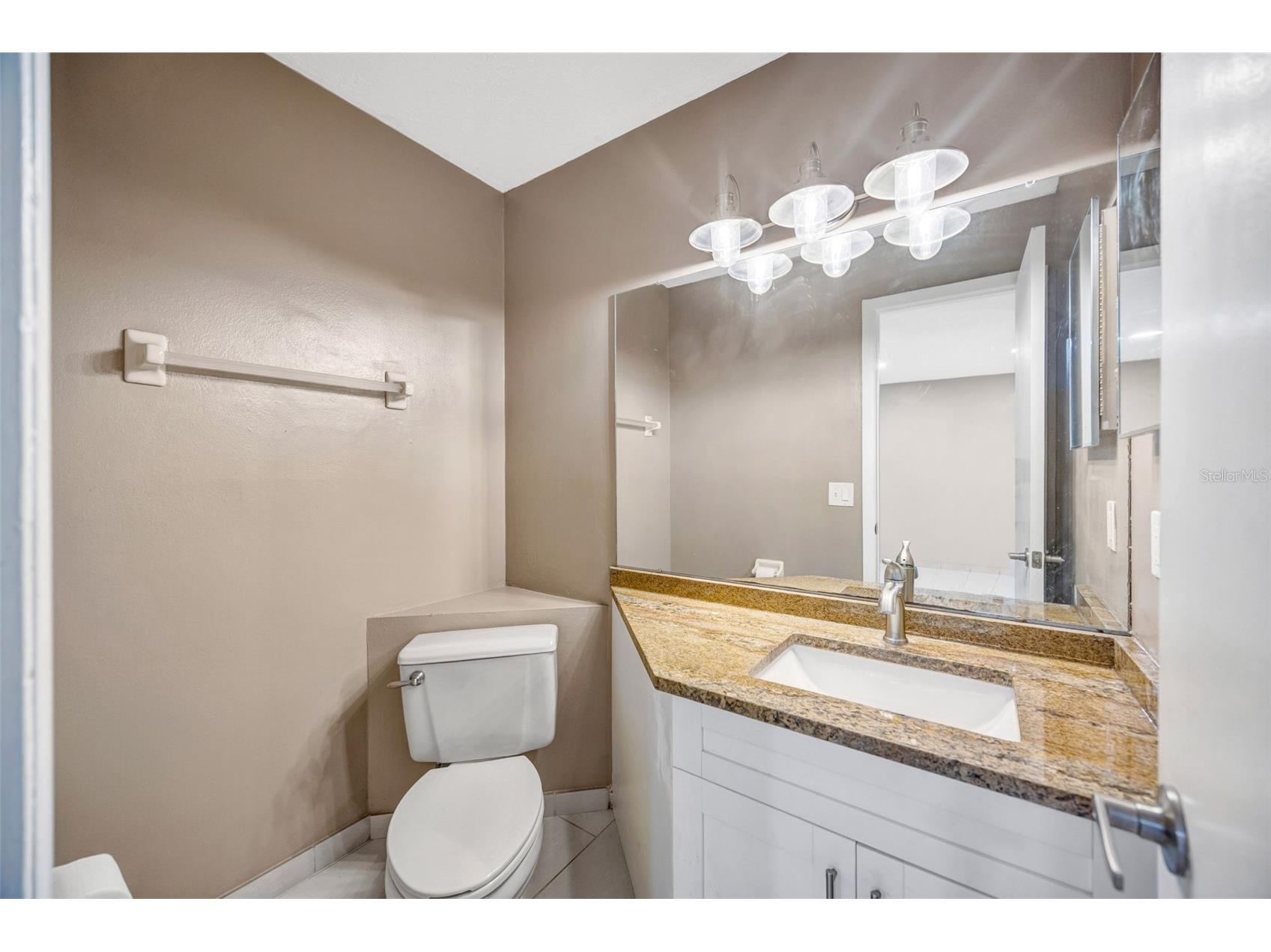 9465 Forest Hills Circle Tampa FL 33612 TB8479793 image30
