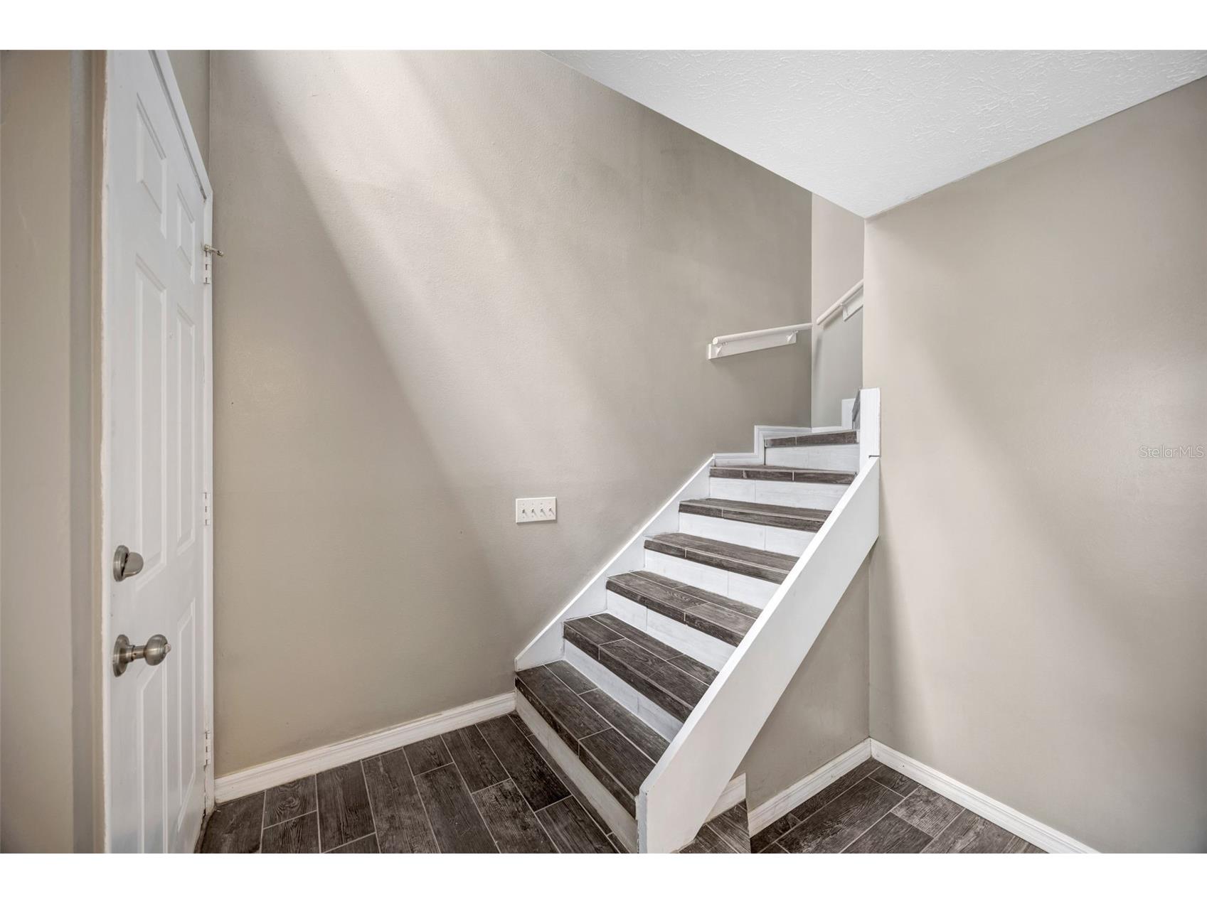 9465 Forest Hills Circle Tampa FL 33612 TB8479793 image33