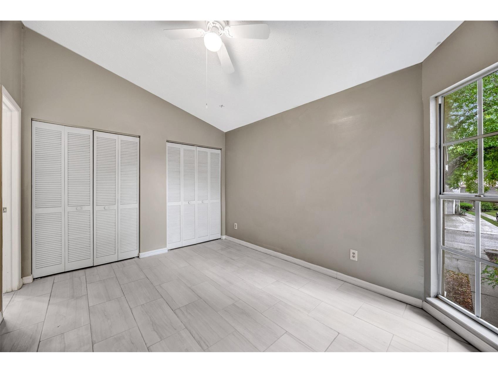 9465 Forest Hills Circle Tampa FL 33612 TB8479793 image37