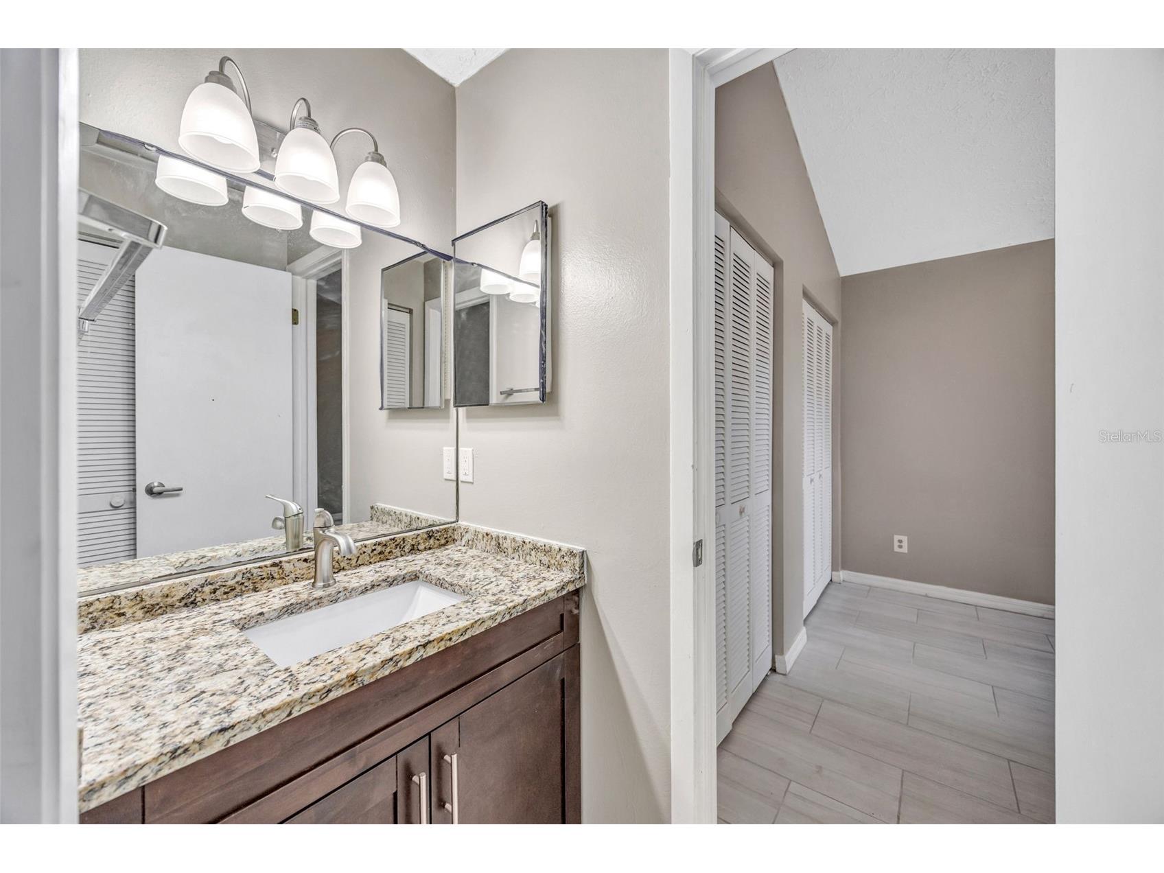 9465 Forest Hills Circle Tampa FL 33612 TB8479793 image44