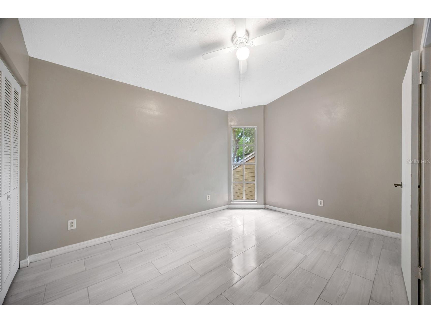 9465 Forest Hills Circle Tampa FL 33612 TB8479793 image46