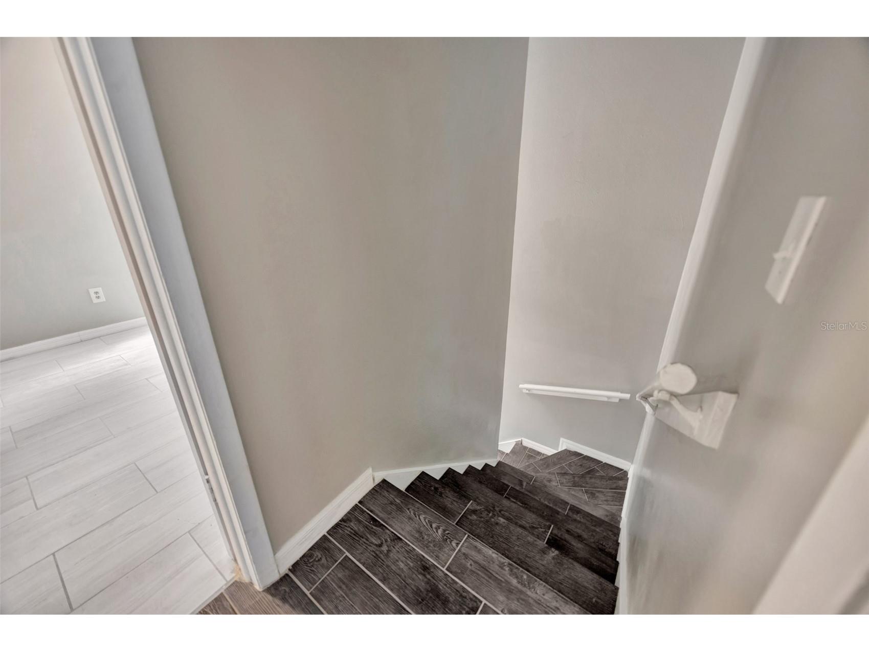 9465 Forest Hills Circle Tampa FL 33612 TB8479793 image49