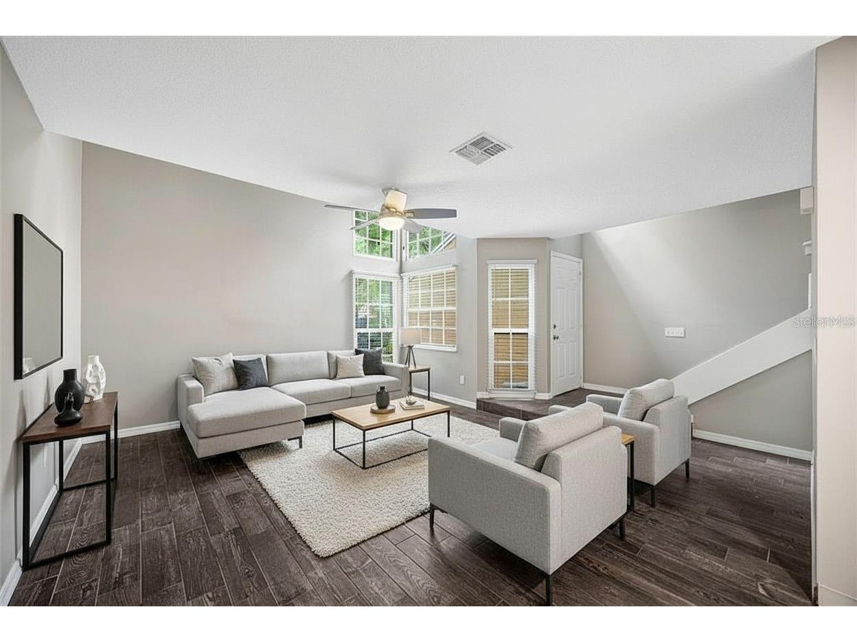 9465 Forest Hills Circle Tampa FL 33612 TB8479793 image5