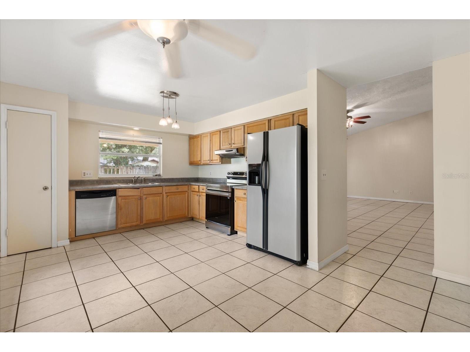 9466 Cannon Drive Orlando FL 32817 O6401434 image4
