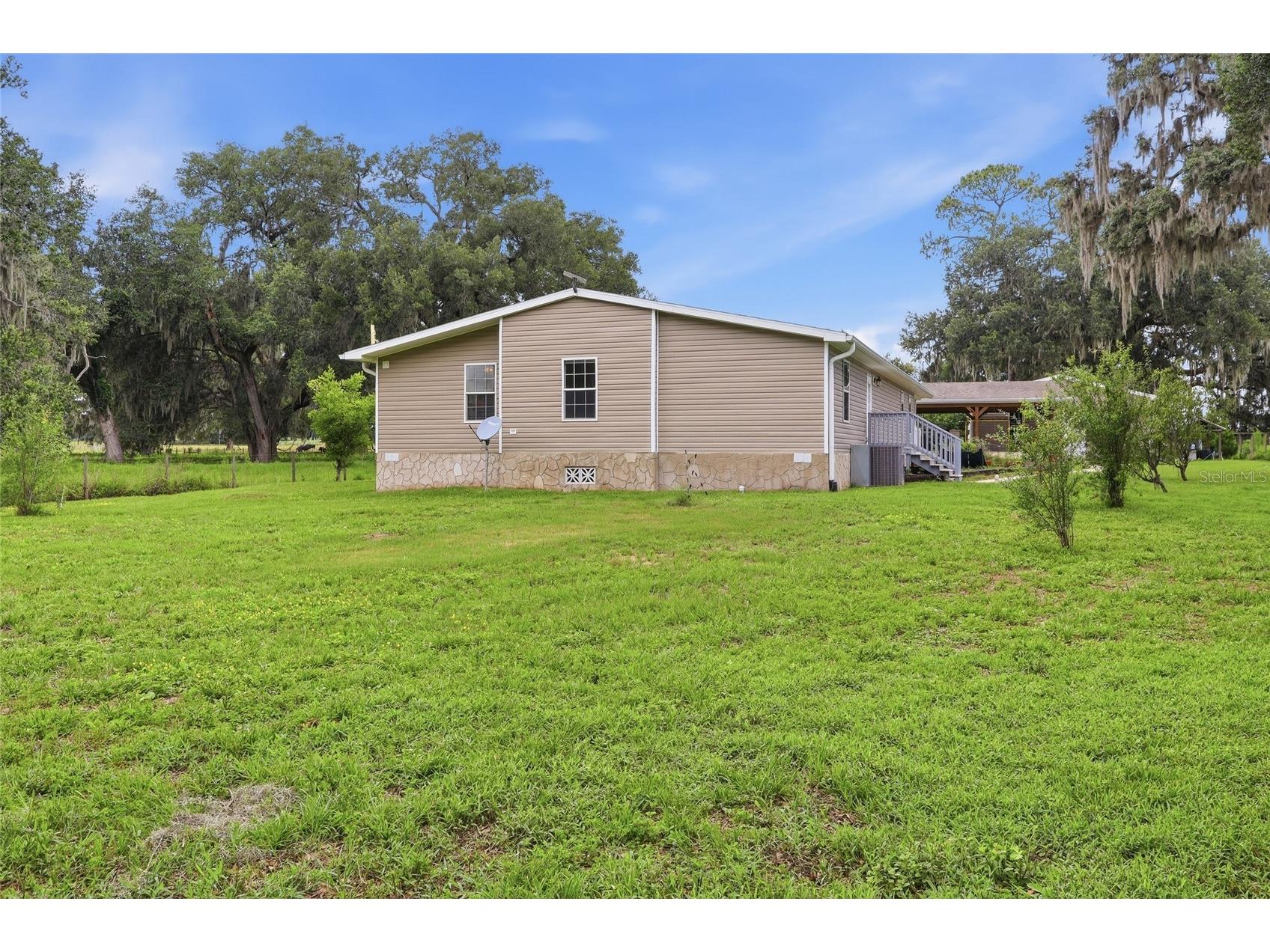 9468 Janmar Road Dade City FL 33525 TB8517452 image44