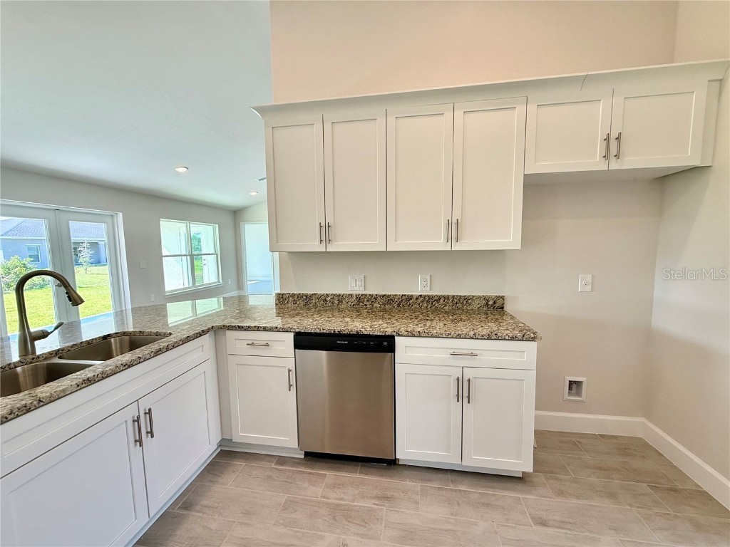 9469 Spring Circle Port Charlotte FL 33981 C7510859 image5