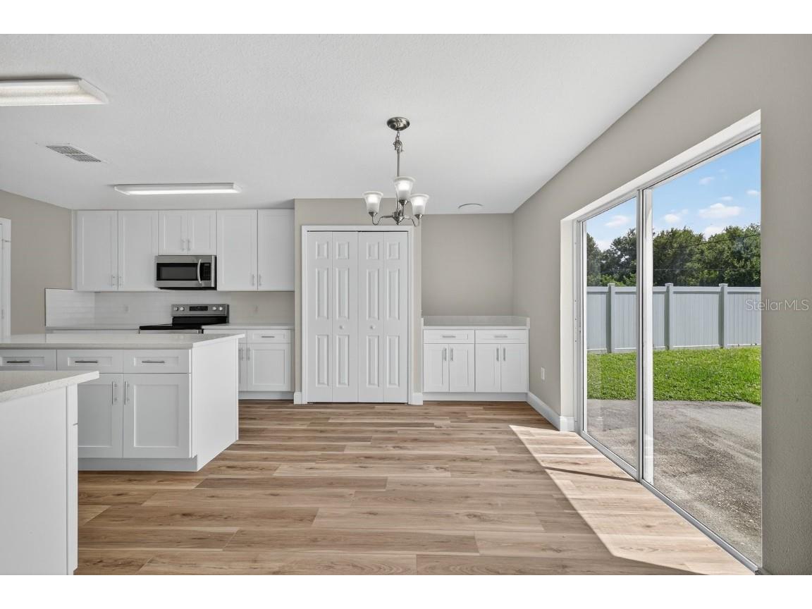 947 Brenton Leaf Drive Ruskin FL 33570 TB8423534 image1