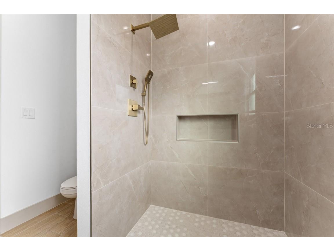 947 Gillingham Court Kissimmee FL 34758 O6360640 image13