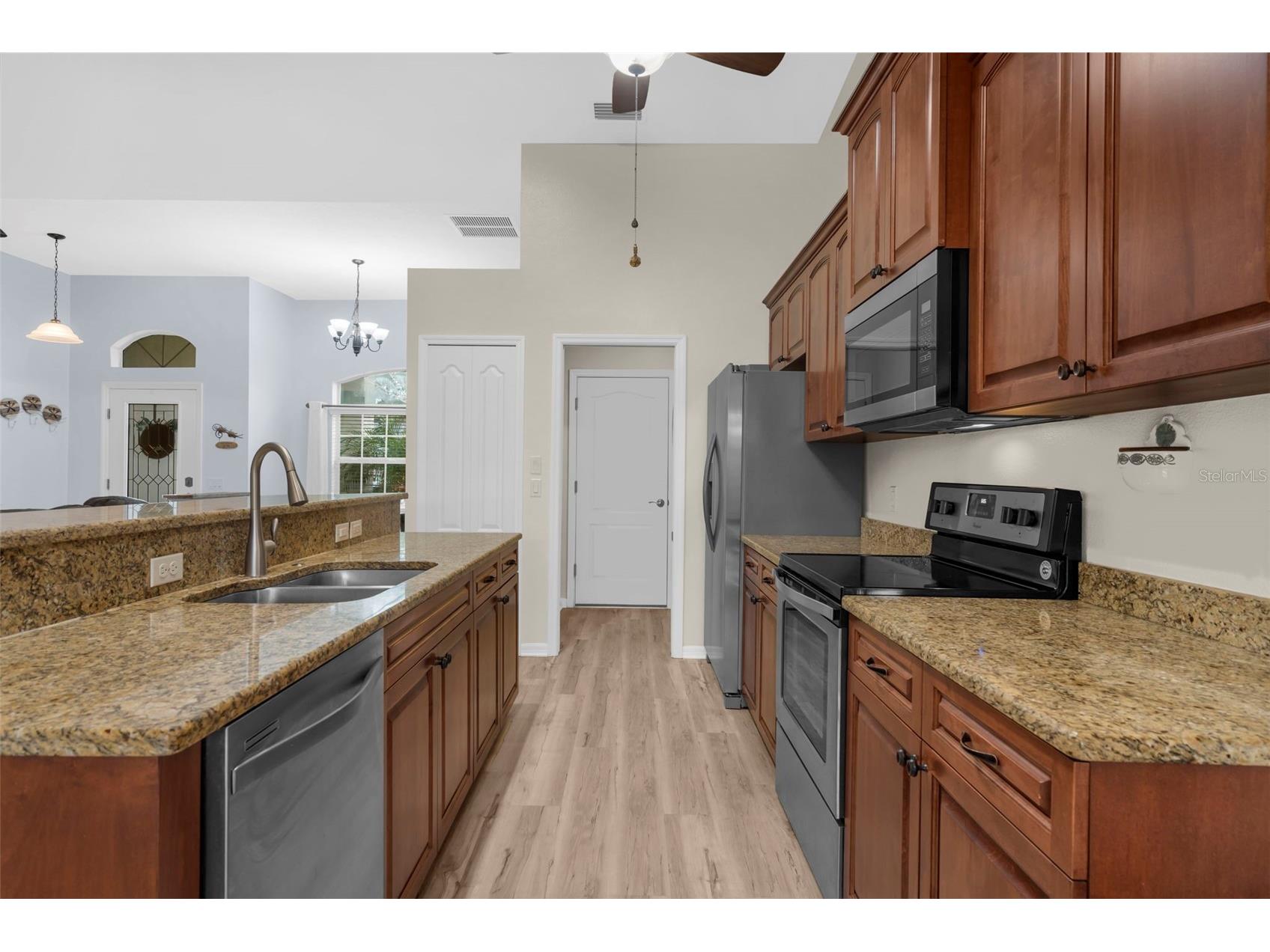 947 Seneca Road Venice FL 34293 A4689413 image10