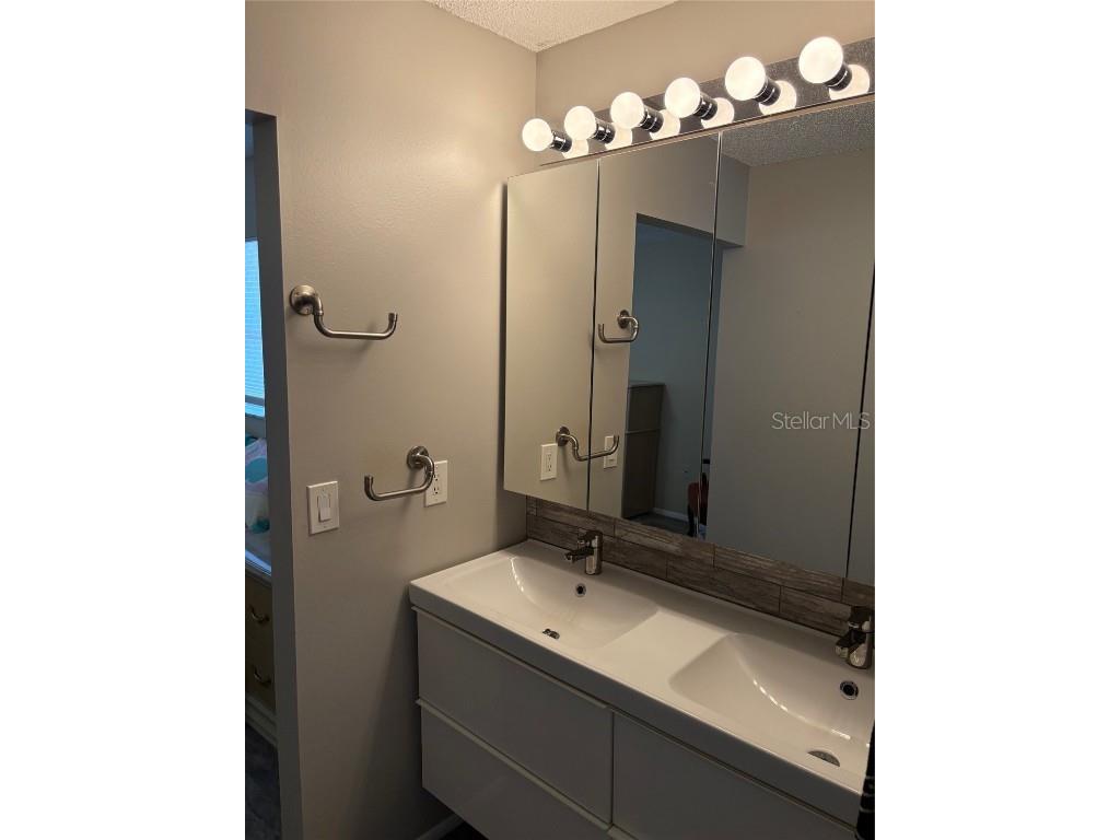 947 Shasta Road Venice FL 34293 C7518863 image38