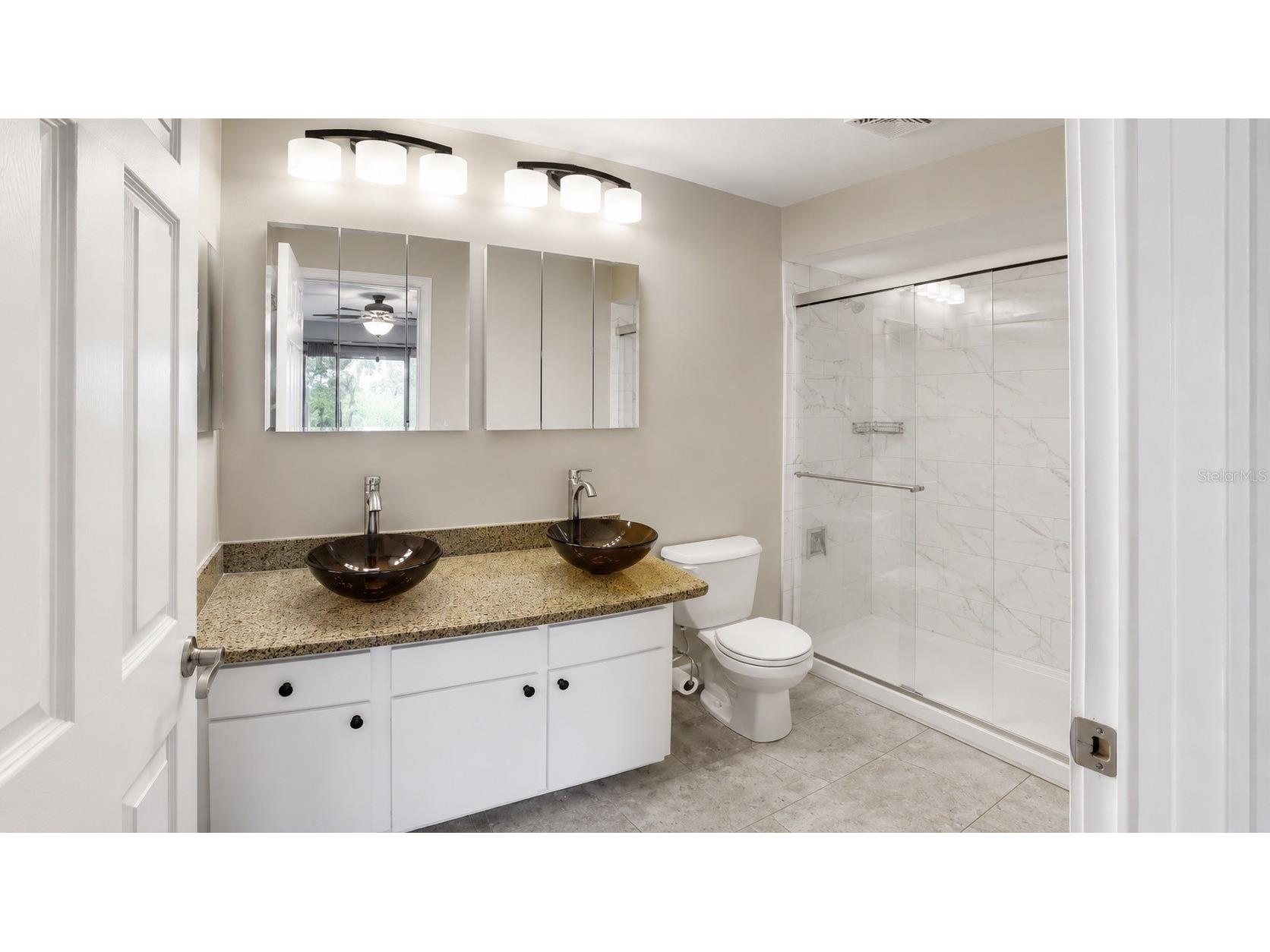947 Sunridge Way #A3 Sarasota FL 34234 A4699456 image16
