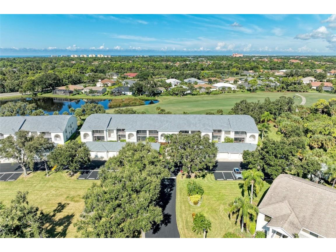 9470 High Gate Drive #2222 Sarasota FL 34238 A4666265 image1