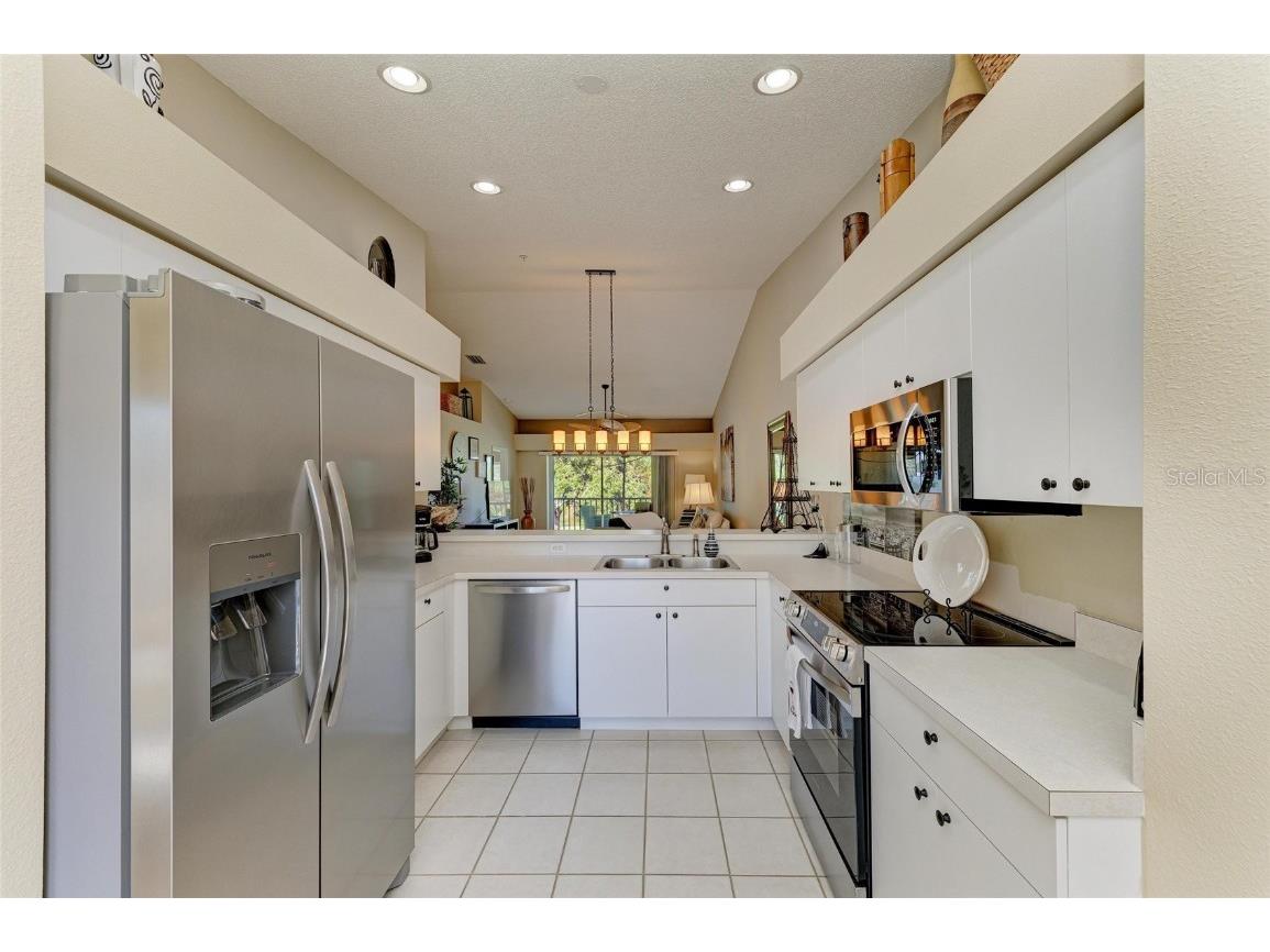 9470 High Gate Drive #2222 Sarasota FL 34238 A4666265 image13