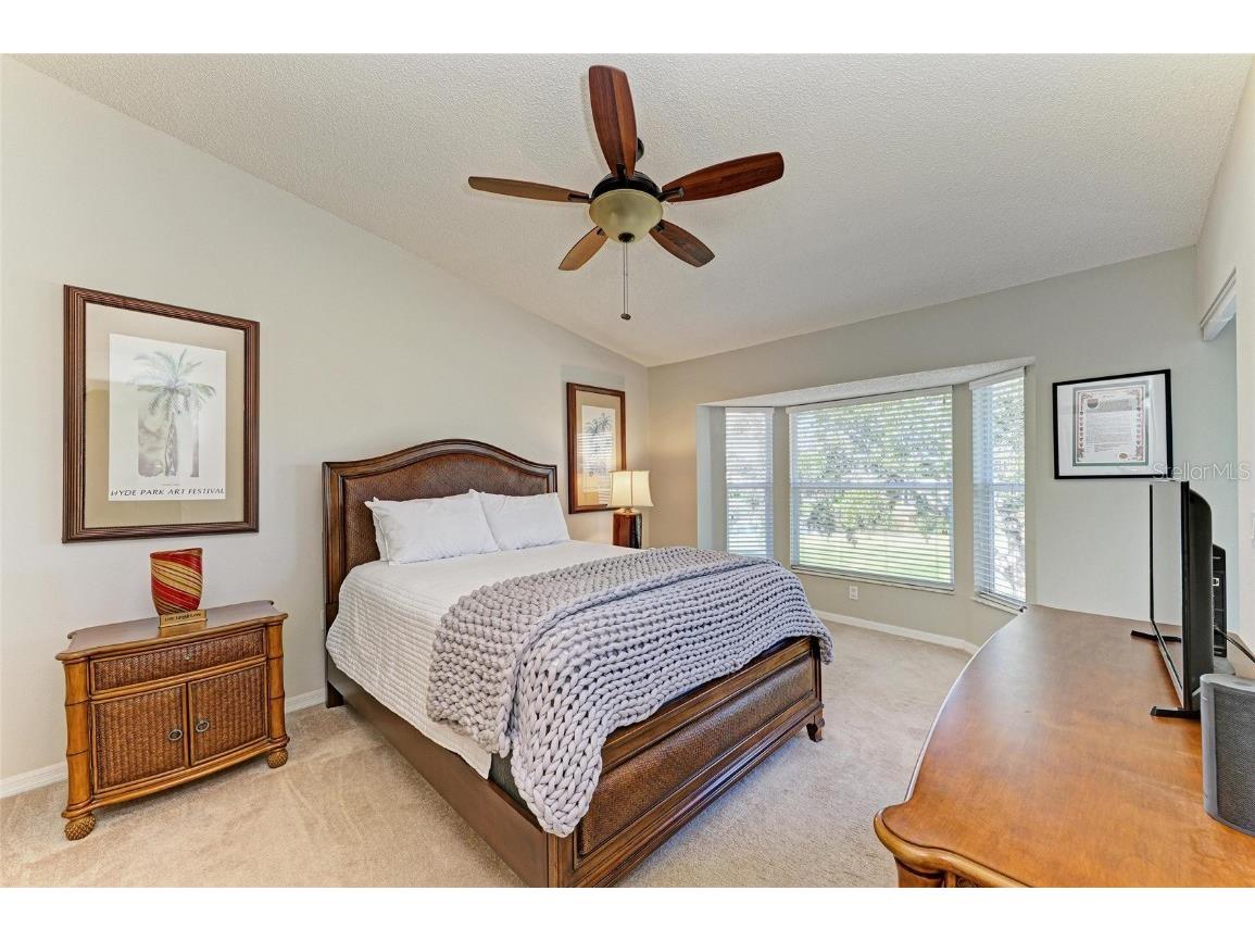 9470 High Gate Drive #2222 Sarasota FL 34238 A4666265 image21