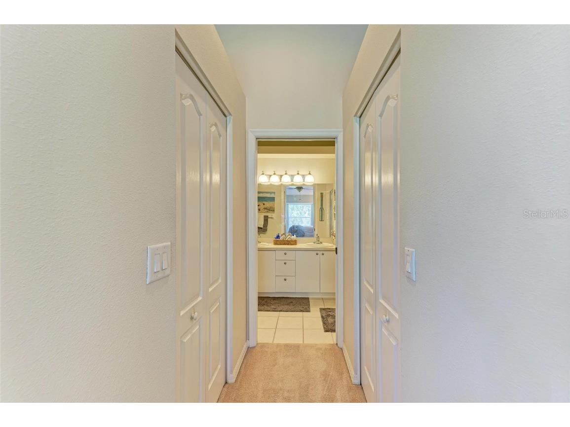 9470 High Gate Drive #2222 Sarasota FL 34238 A4666265 image25