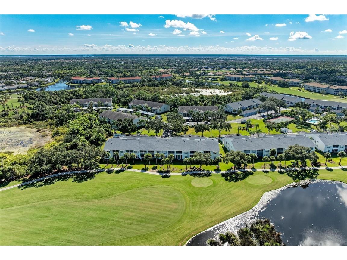 9470 High Gate Drive #2222 Sarasota FL 34238 A4666265 image44