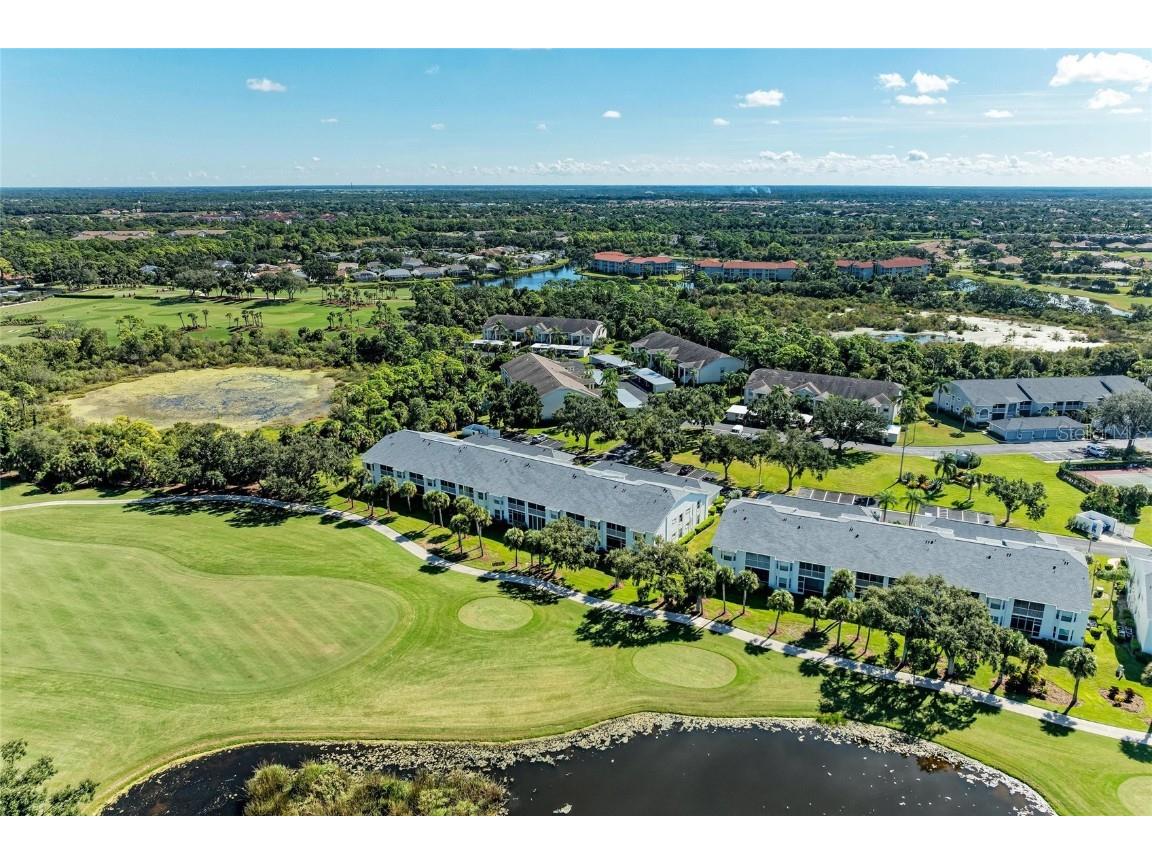 9470 High Gate Drive #2222 Sarasota FL 34238 A4666265 image45