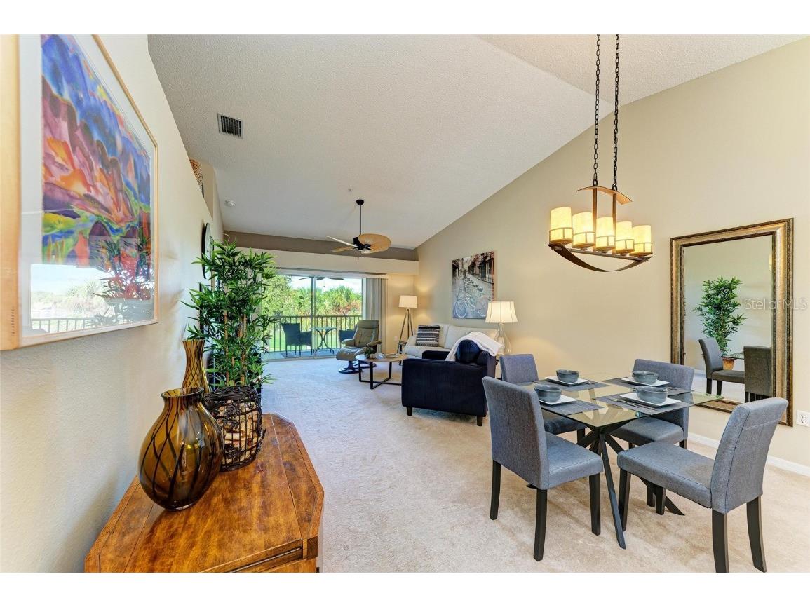9470 High Gate Drive #2222 Sarasota FL 34238 A4666265 image7