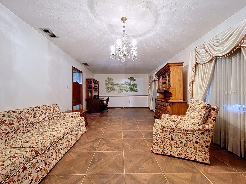 9471 Mcintosh Road Dover FL 33527 TB8457175 image10