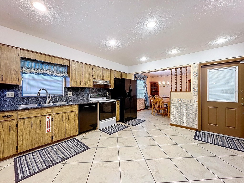 9471 Mcintosh Road Dover FL 33527 TB8457175 image11