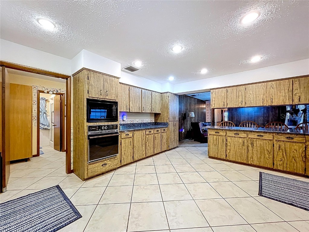 9471 Mcintosh Road Dover FL 33527 TB8457175 image12