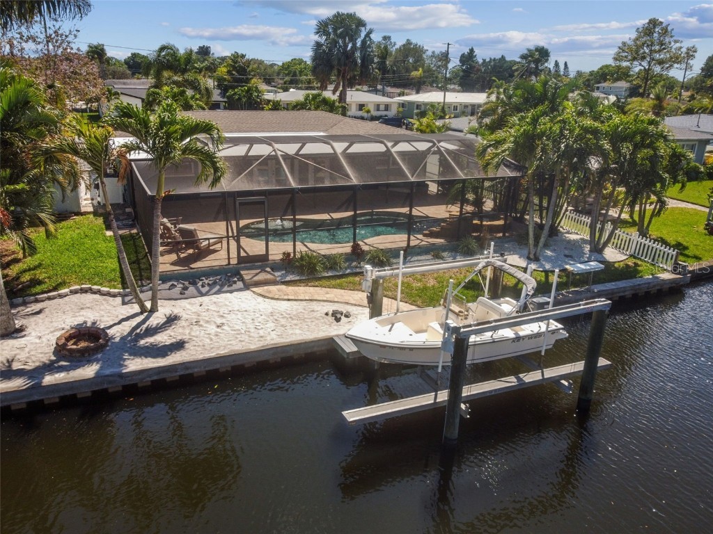 9471 Treasure Lane NE Saint Petersburg FL 33702 T3515450 image1