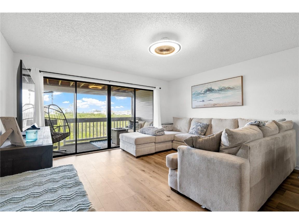 9472 Tara Cay Court #2 Seminole FL 33776 TB8424532 image11