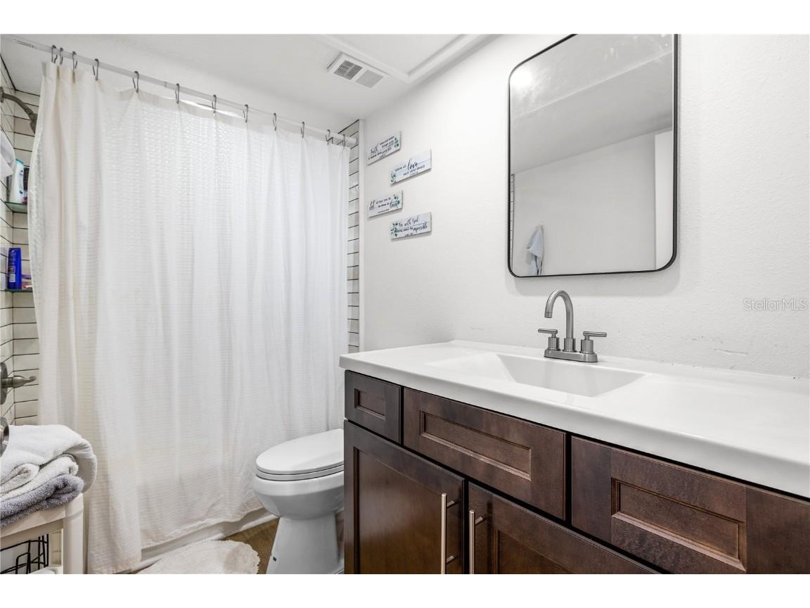 9472 Tara Cay Court #2 Seminole FL 33776 TB8424532 image22