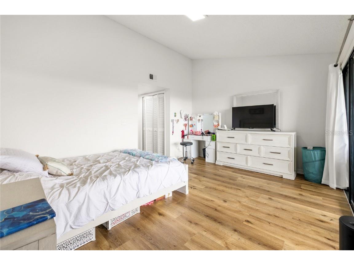 9472 Tara Cay Court #2 Seminole FL 33776 TB8424532 image27