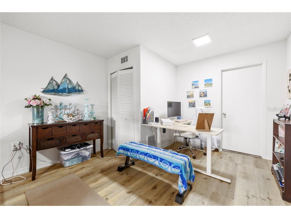 9472 Tara Cay Court #2 Seminole FL 33776 TB8424532 image34