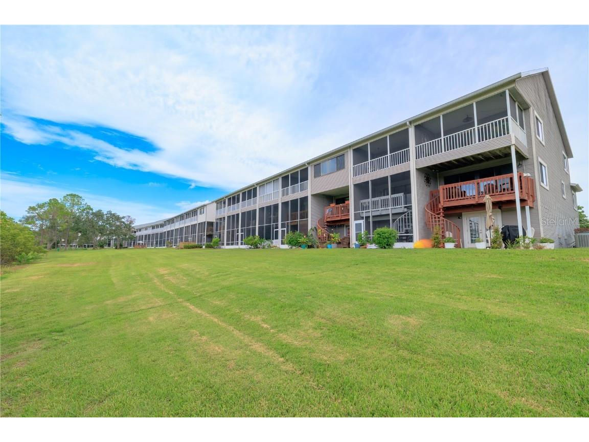 9472 Tara Cay Court #2 Seminole FL 33776 TB8424532 image36