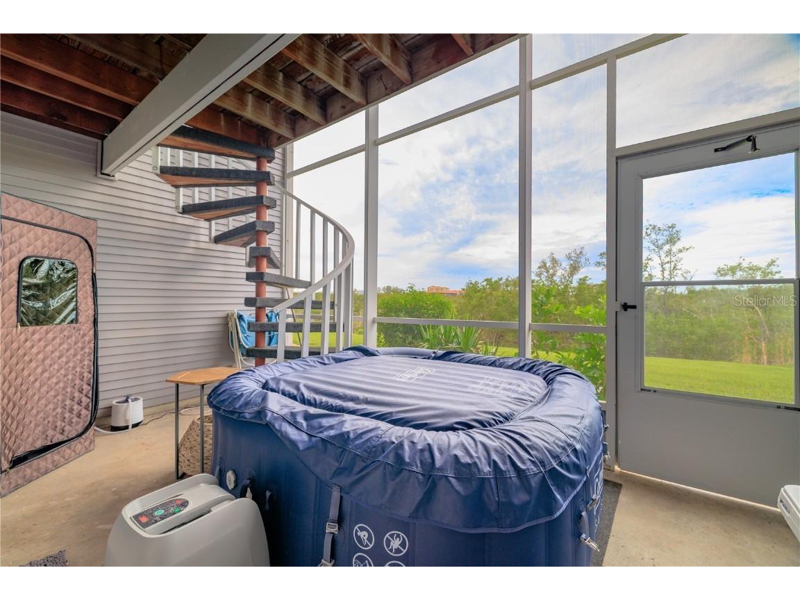 9472 Tara Cay Court #2 Seminole FL 33776 TB8424532 image38