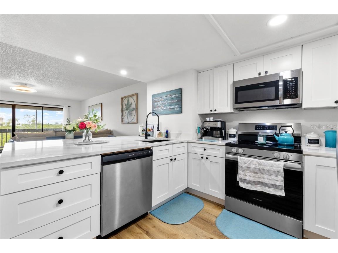 9472 Tara Cay Court #2 Seminole FL 33776 TB8424532 image9