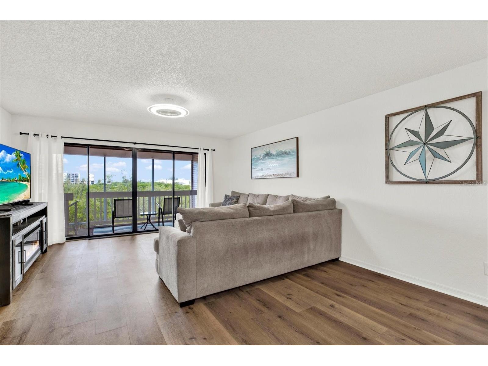 9472 Tara Cay Court #2 Seminole FL 33776 TB8500257 image10