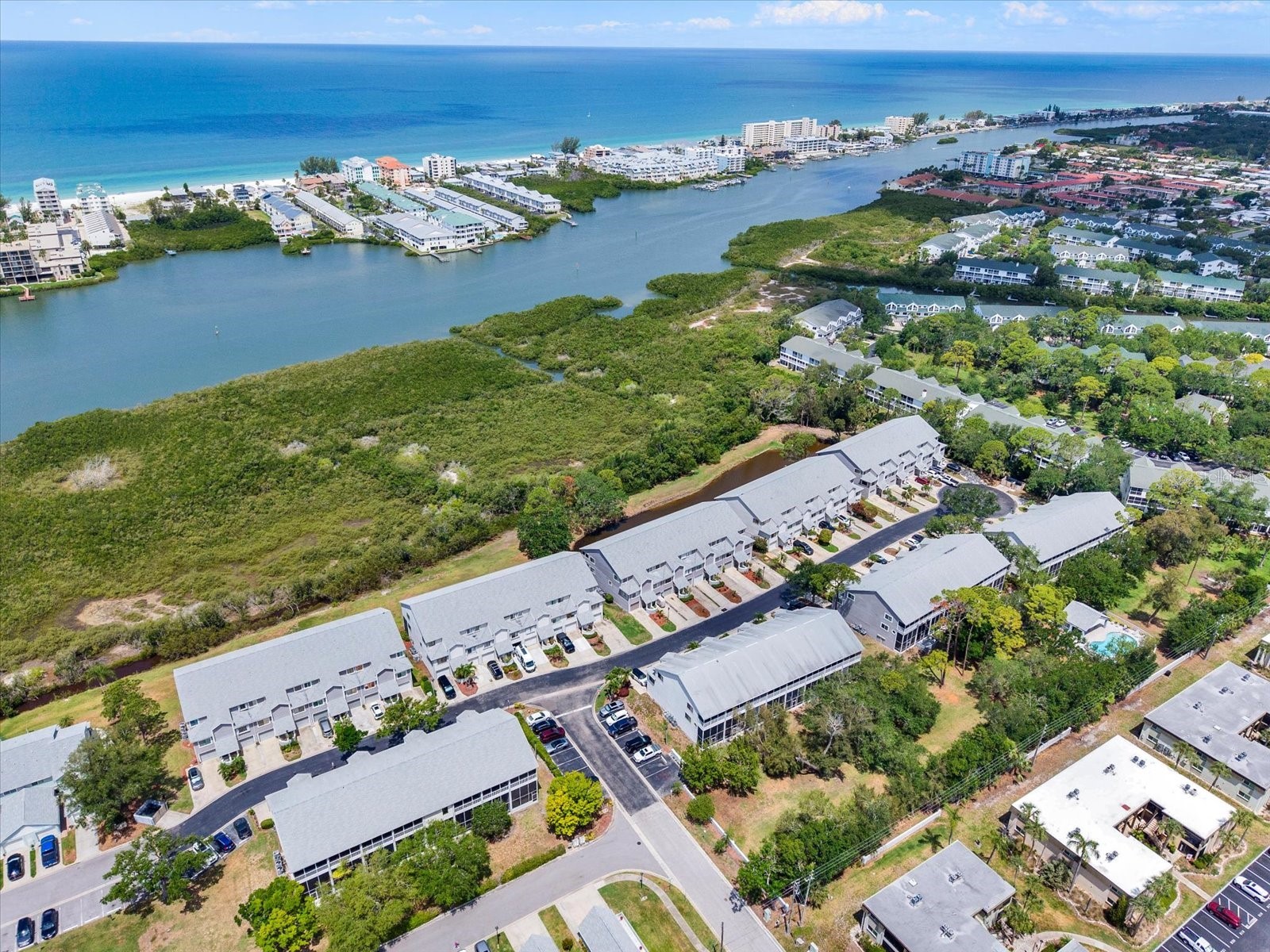 9472 Tara Cay Court #2 Seminole FL 33776 TB8500257 image32