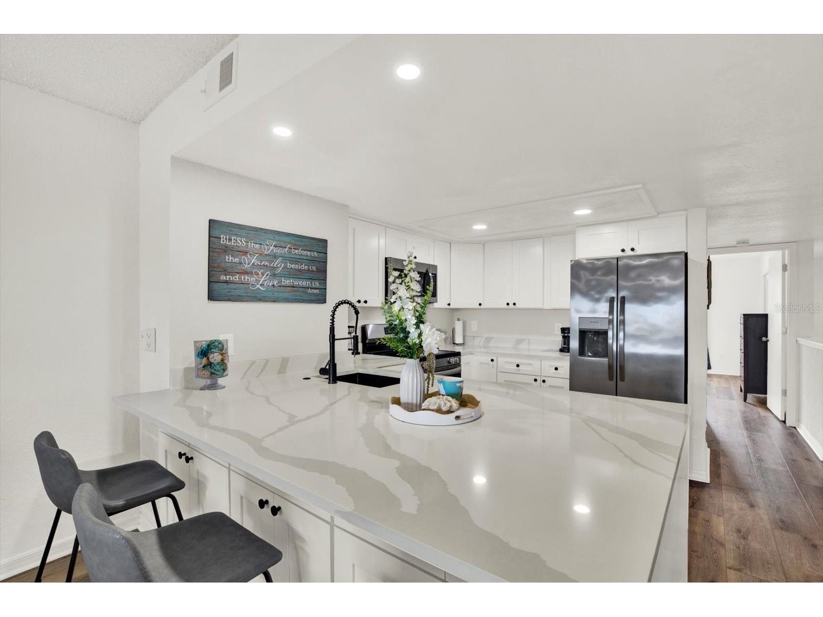 9472 Tara Cay Court #2 Seminole FL 33776 TB8500257 image7