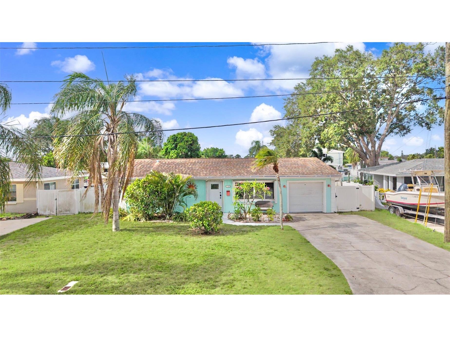 9472 Treasure Lane NE Saint Petersburg FL 33702 TB8523382 image1