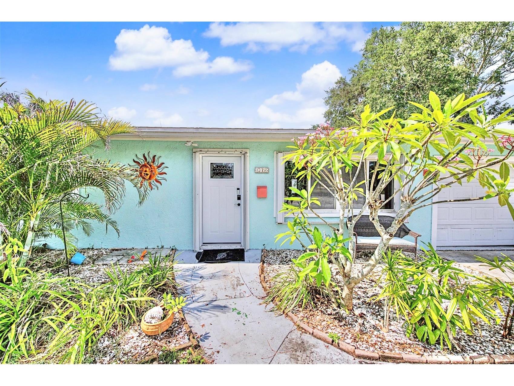 9472 Treasure Lane NE Saint Petersburg FL 33702 TB8523382 image2