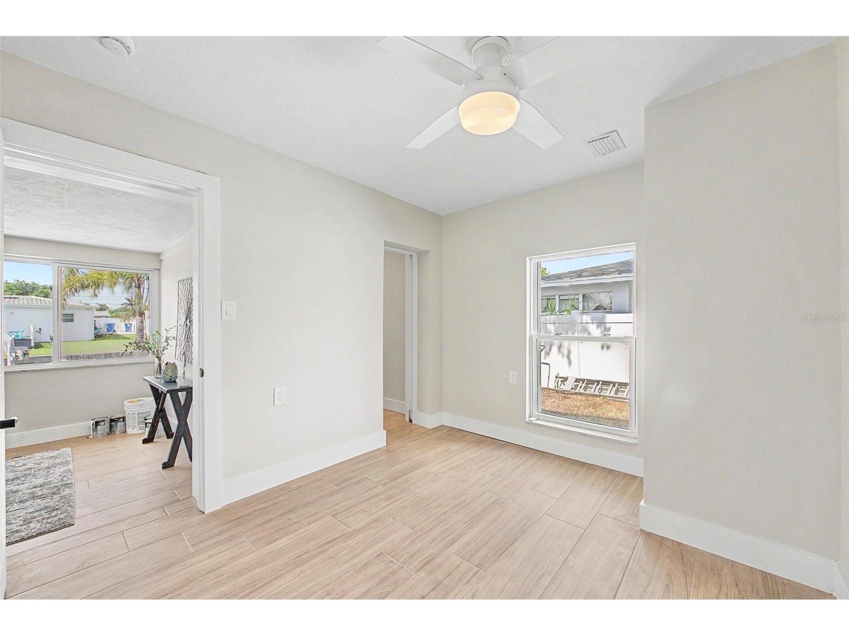 9472 Treasure Lane NE Saint Petersburg FL 33702 TB8523382 image27