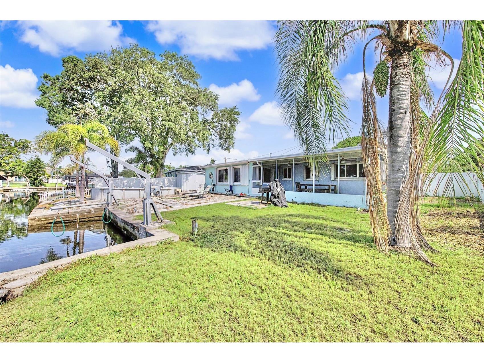 9472 Treasure Lane NE Saint Petersburg FL 33702 TB8523382 image32