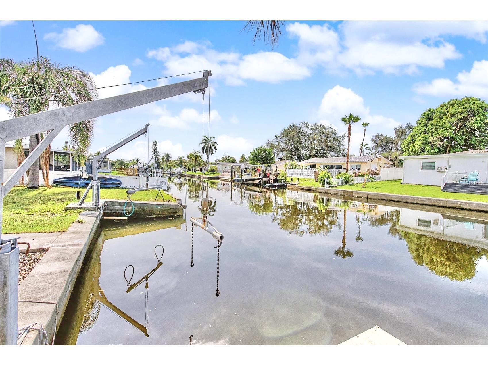 9472 Treasure Lane NE Saint Petersburg FL 33702 TB8523382 image33