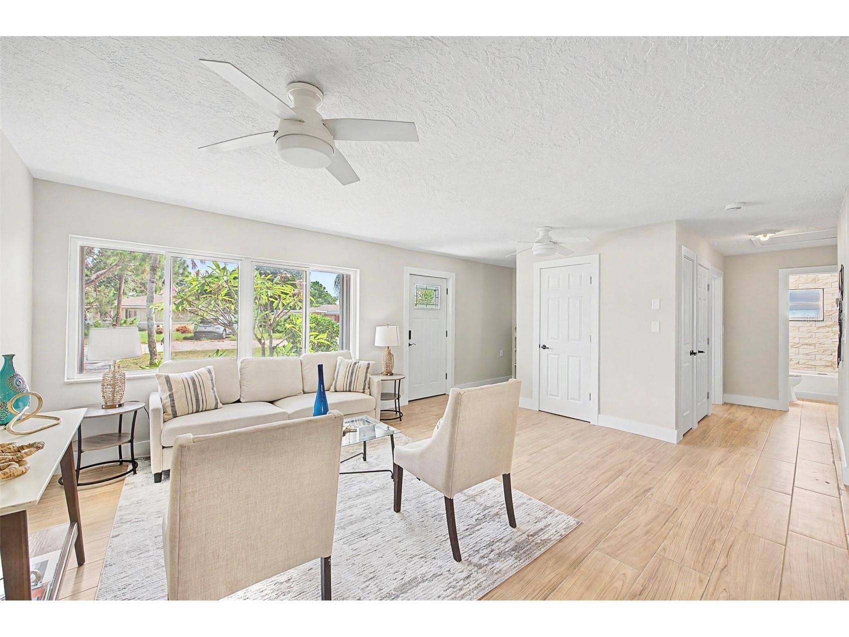 9472 Treasure Lane NE Saint Petersburg FL 33702 TB8523382 image8